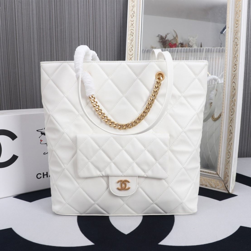 Ch**el shopping bags